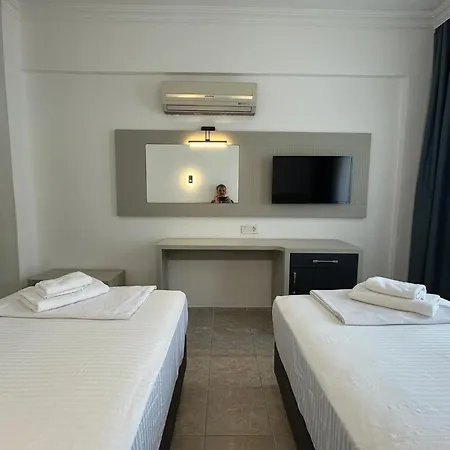 ünlü Otel *
